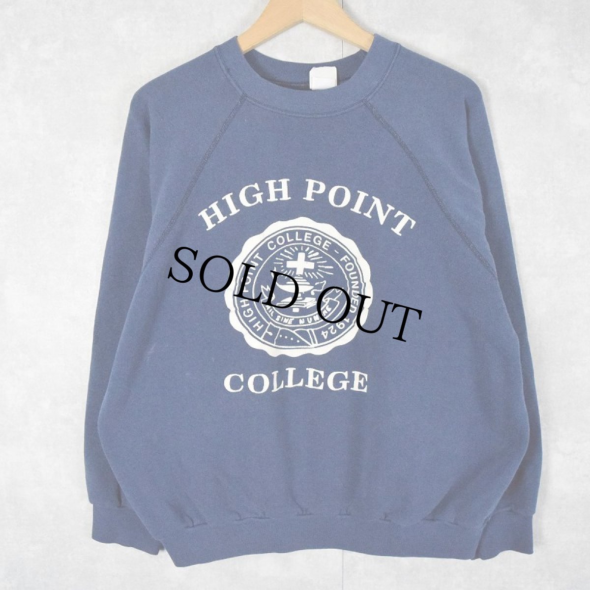 画像1: 80's Wolf USA製 "HIGH POINT COLLEGE" ラグランスウェット XL (1)