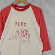 画像1: 80's USA製 "PLHS" 恐竜イラスト 染み込みプリント ラグランTシャツ L (1)