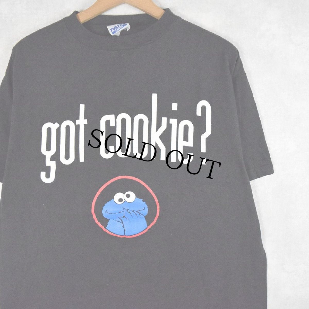 画像1: COOKIE MONSTER USA製 "got cookie?" パロディTシャツ L (1)