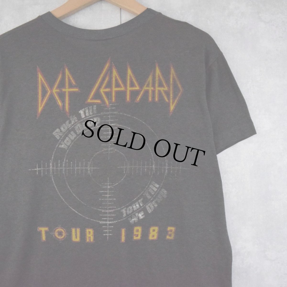 画像2: 80's DEF LEPPARD USA製 "PYROMANIA TOUR 1983" ロックバンドツアーTシャツ BLACK L (2)