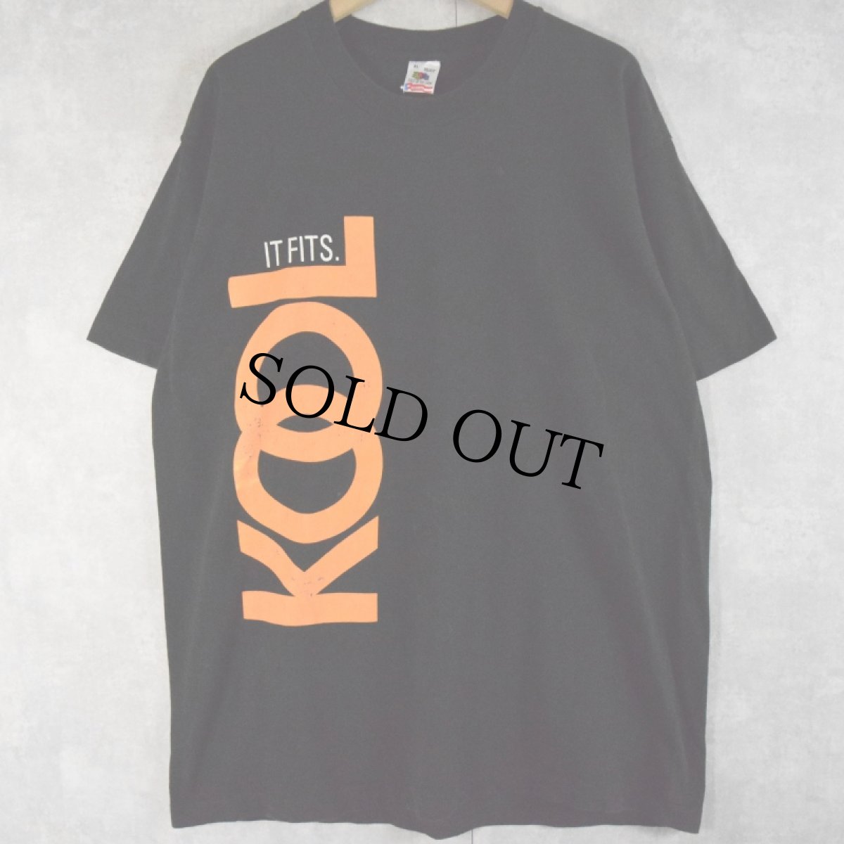 画像1: 90's KOOL USA製 ロゴプリントTシャツ BLACK XL (1)