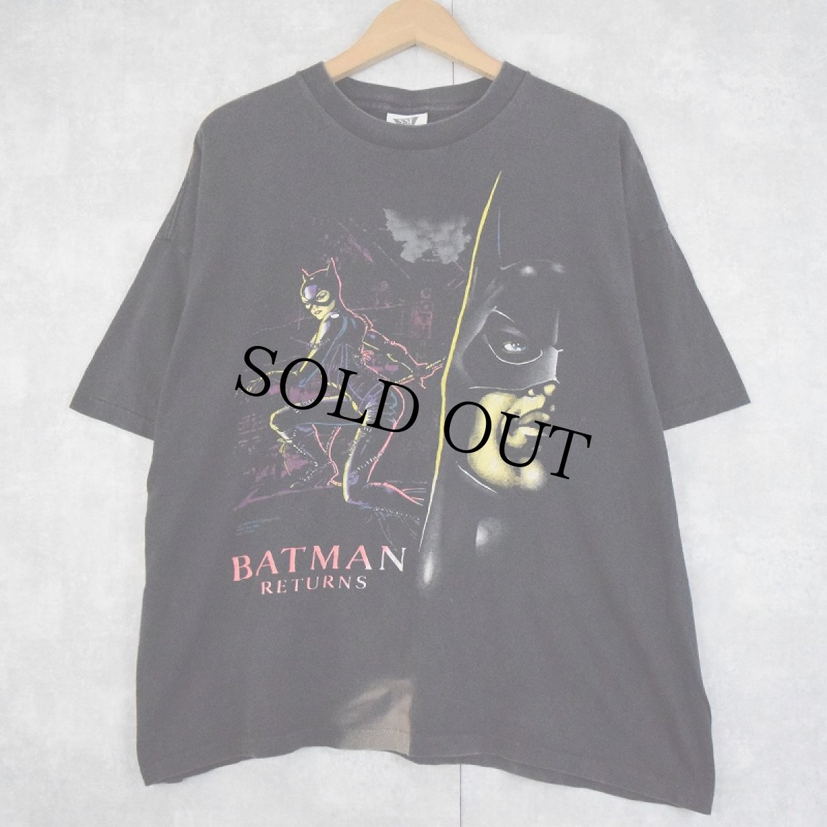 画像1: 90's BATMAN RETURNS USA製 キャラクタープリントTシャツ XL (1)