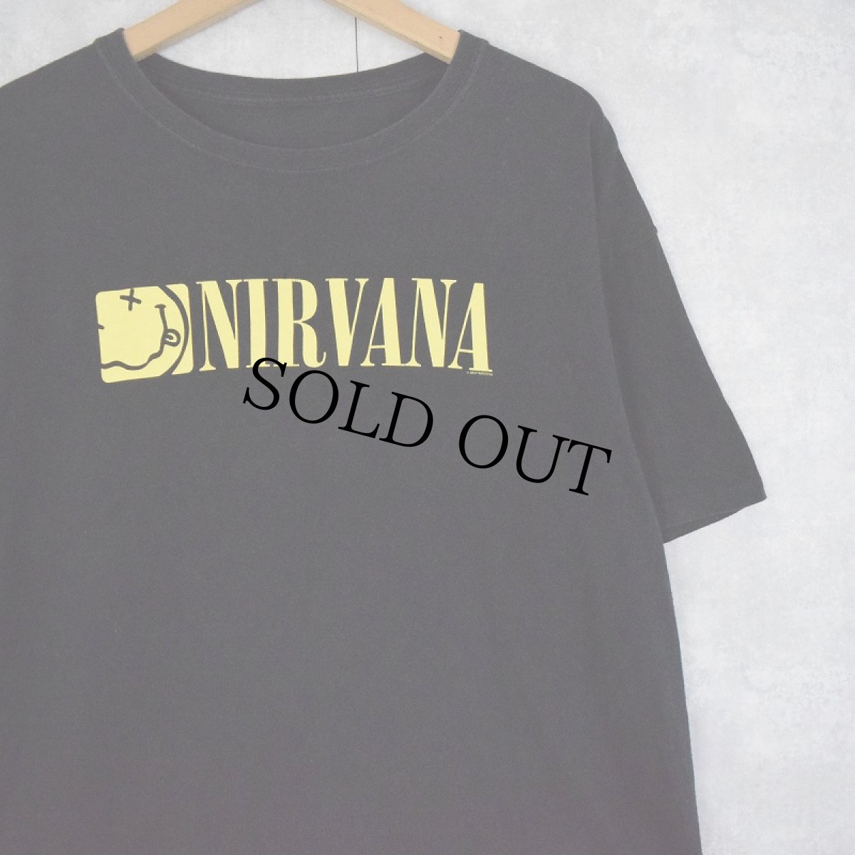 画像1: 2000's NIRVANA ロゴプリント ロックバンドTシャツ (1)