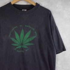 画像1: 90's USA製 "marijuana is nature's way of saying hi!" ガンジャプリントTシャツ L (1)