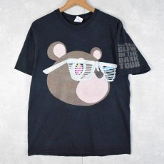 画像1: 2000's Kanye West "GLOW IN THE DARK TOUR" ヒップホップTシャツ M (1)