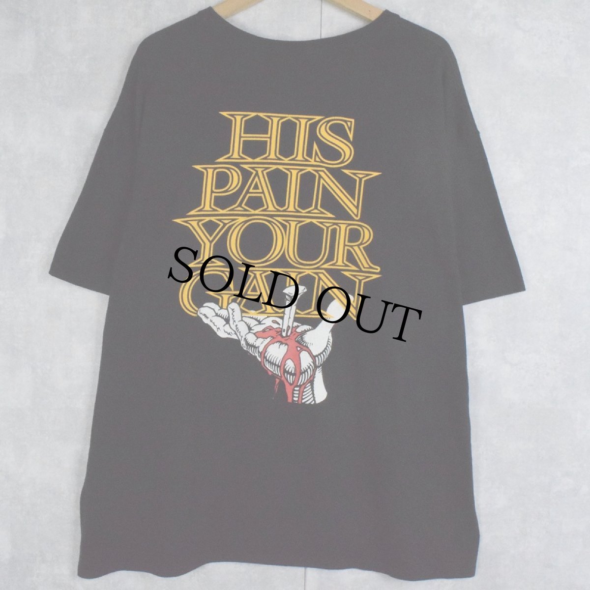 画像2: LORD'S GYM "HIS PAIN YOUR GAIN" ジーザスプリントパロディTシャツ BLACK (2)