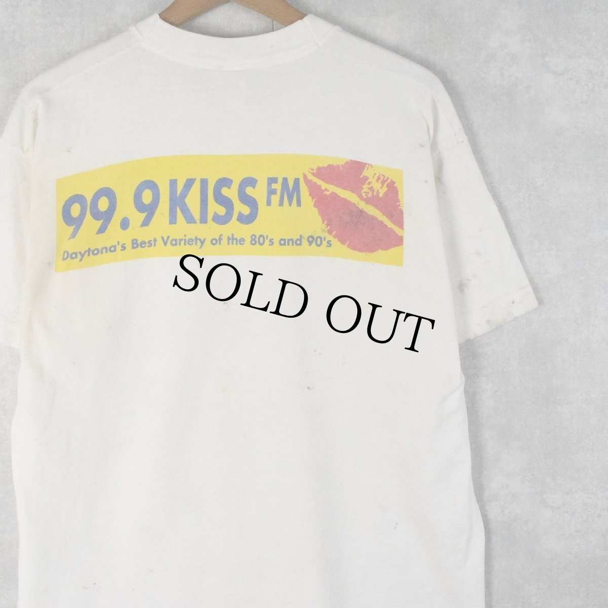 画像1: 90's WKSF USA製 "99.9 KISS" ラジオ局プリントポケットTシャツ L (1)