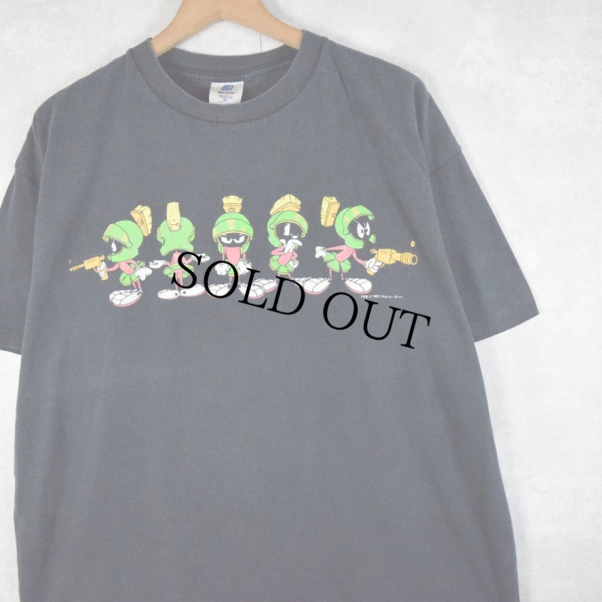 画像1: 90's Looney Tunes USA製 マービン・ザ・マーシャン キャラクタープリントTシャツ BLACK XL (1)
