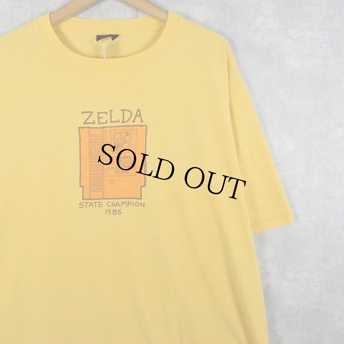 画像1: 2000's ZELDA USA製 "STATE CHAMPION 1985" ビデオゲームプリントTシャツ 2XL (1)