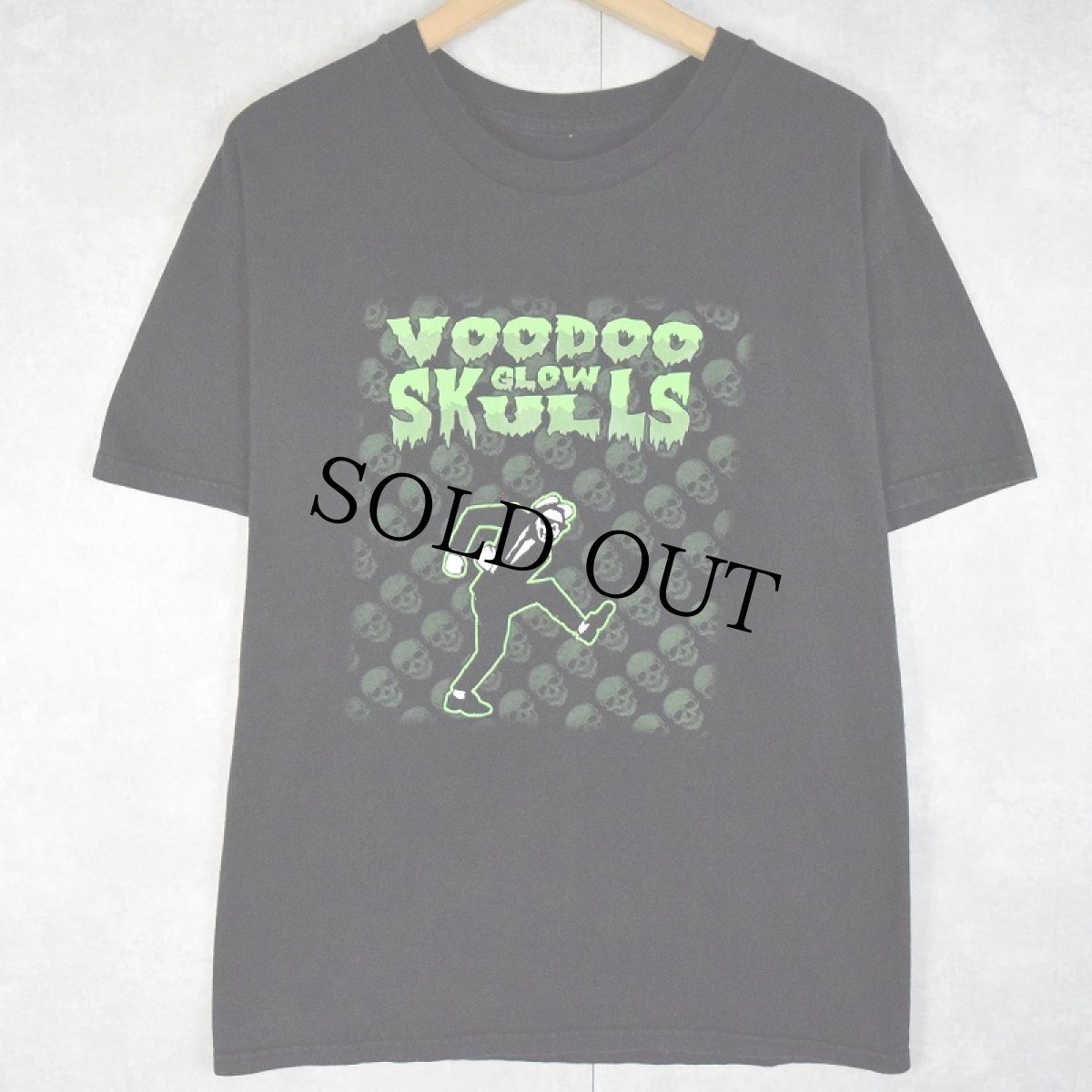 画像1: VOODOO GLOW SKULLS スカコアバンド プリントTシャツ BLACK (1)