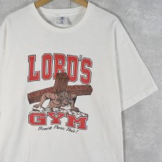 画像1: 90's LORD'S GYM USA製 "Bench Press This!" ジーザスパロディプリントTシャツ XL (1)
