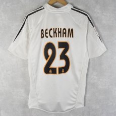 画像2: 2004-2005 Real Madrid "BECKHAM 23" サッカーユニフォームシャツ (2)