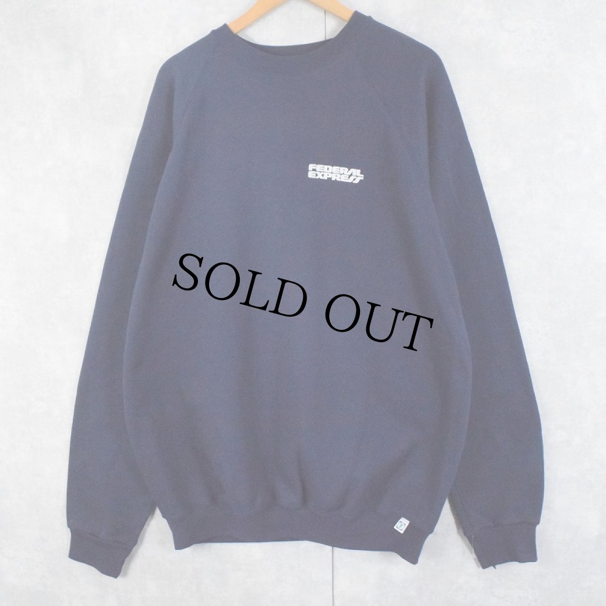 画像2: 90's DISCUS USA製 "FEDERAL EXPRESS" ロゴプリント ラグランスウェット NAVY XLT (2)