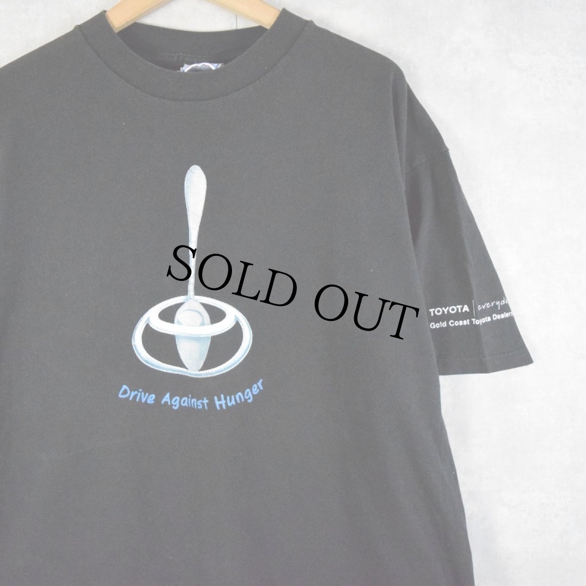 画像1: 90's TOYOTA USA製 "Drive Against Hunger" プリントTシャツ BLACK XL (1)