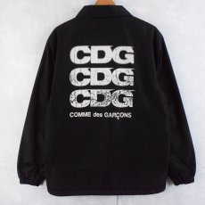 画像1: GOOD DESIGN SHOP COMME des GARCONS "CDG" ロゴプリントコーチジャケット BLACK XL (1)