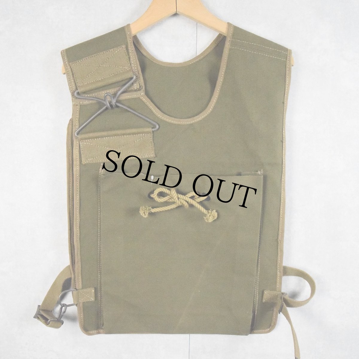 画像1: 40's WWII U.S.ARMY Ammunition Carrying Bag M2 (1)