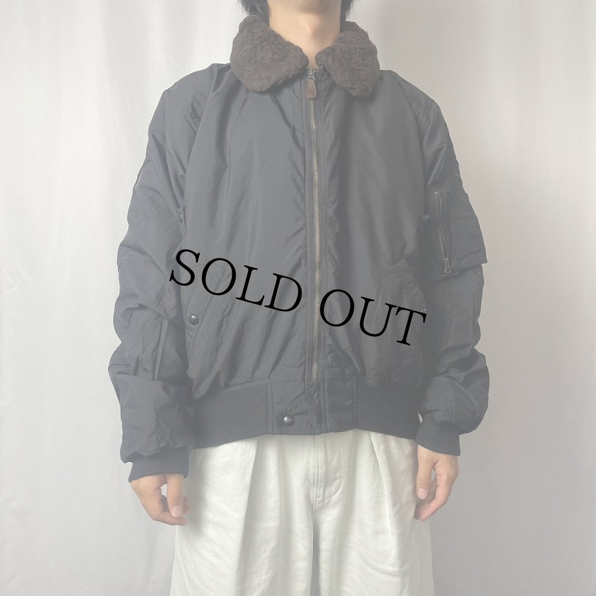 画像2: 90's POLO Ralph Lauren "B-15 TYPE" ナイロンダウンジャケット BLACK L (2)