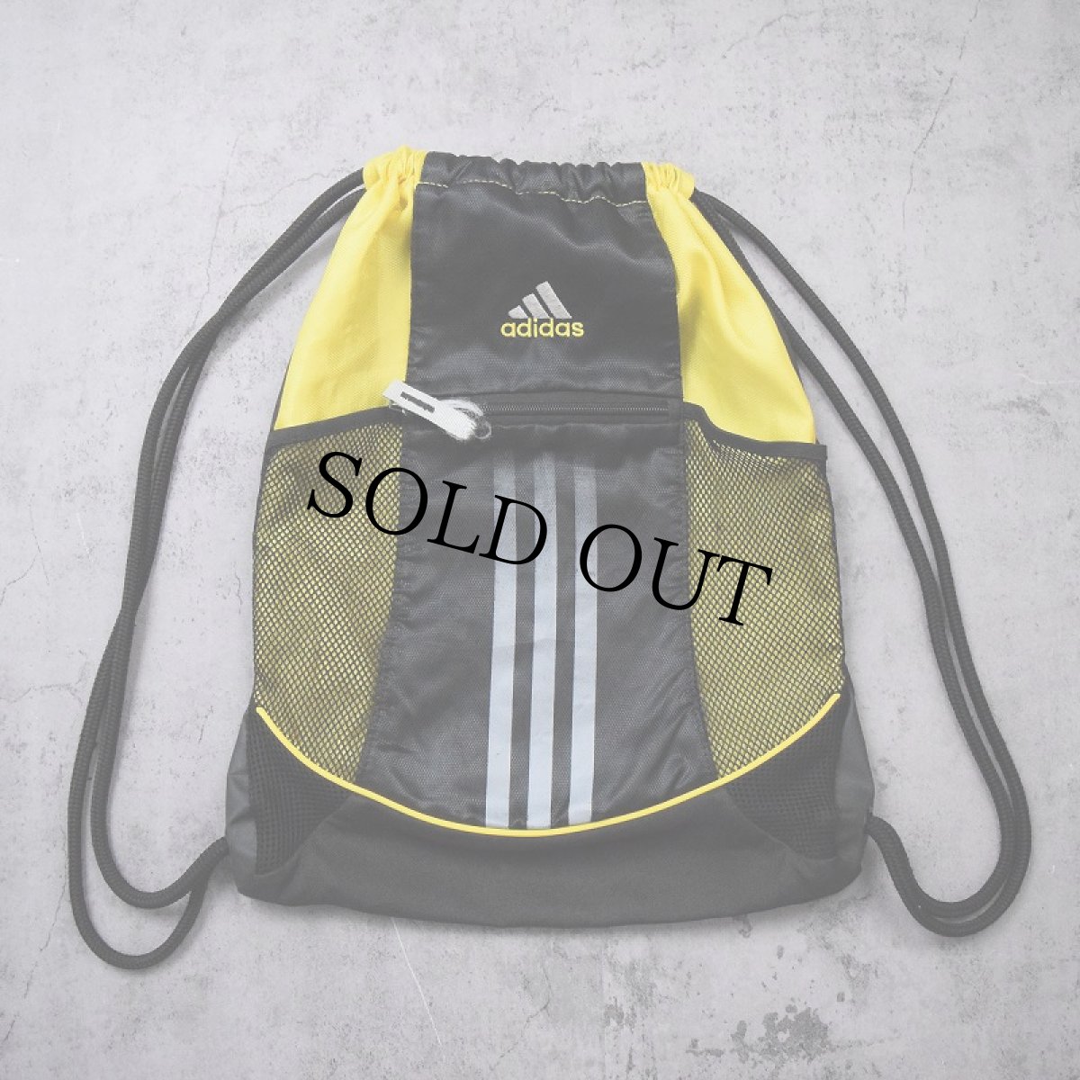 画像1: adidas ロゴ刺繍 メッシュ切り替え ナップサック (1)