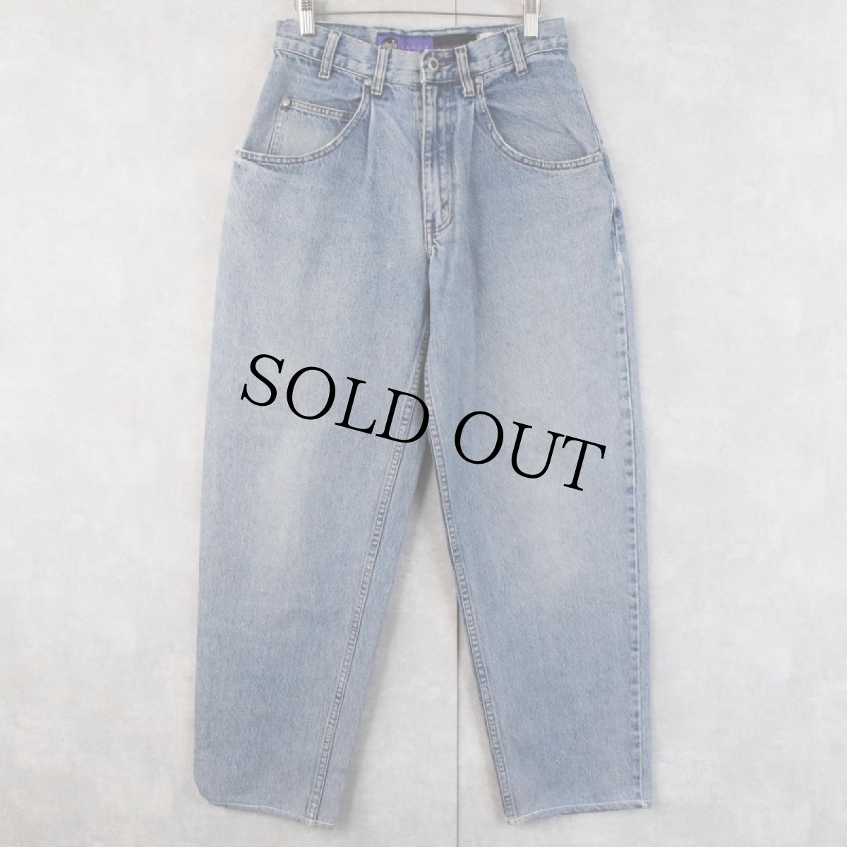 画像1: 90's Levi's SILVER TAB "baggy" デニムパンツ W30 (1)