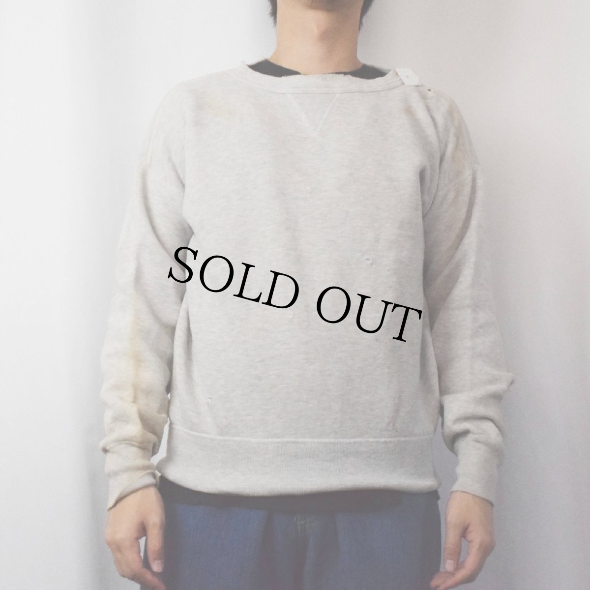 画像2: 50's 針抜き前V 無地スウェット (2)