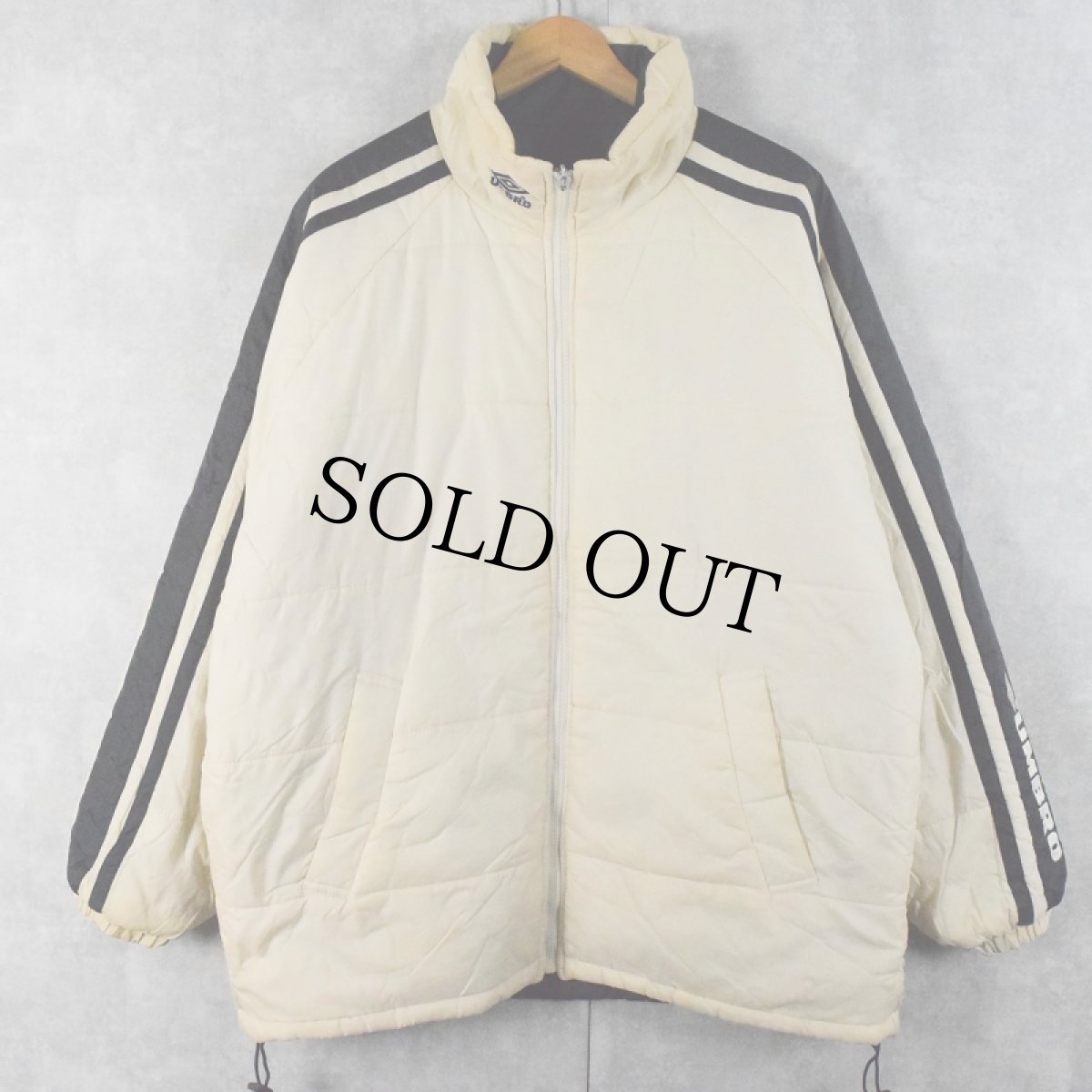 画像2: 90's UMBRO ロゴ刺繍 リバーシブル ナイロン中綿ジャケット NAVY M (2)