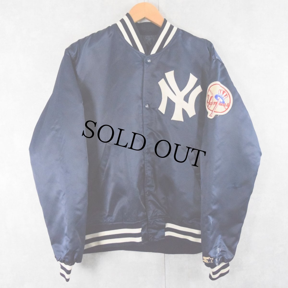 画像1: 90's STARTER Diamond collection USA製 "New York Yankees" ロゴワッペン付き ナイロンスタジャン NAVY M (1)