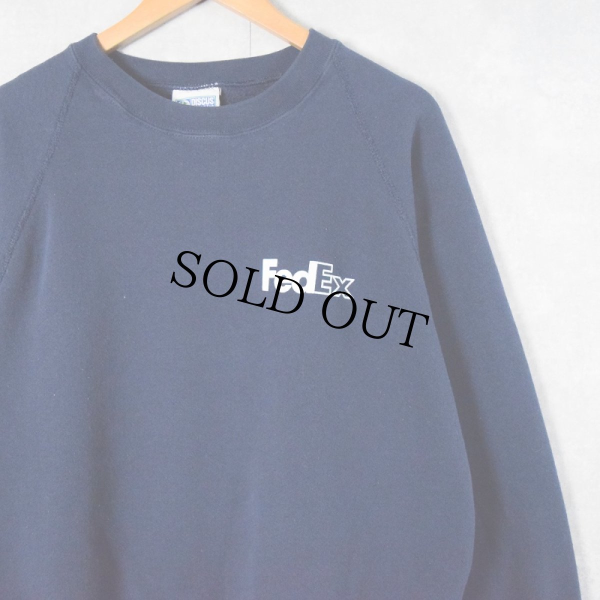 画像2: 90's FedEx USA製 企業ロゴプリントスウェット NAVY L (2)