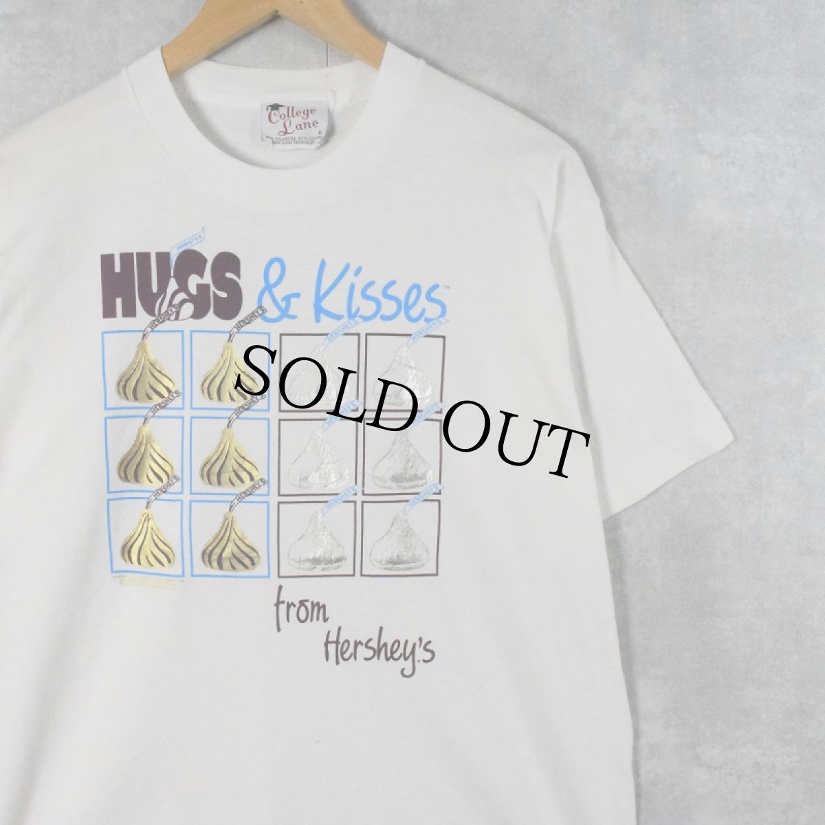 画像1: 90's HERSHEY'S USA製 "HUGS & Kisses" お菓子企業プリントTシャツ L (1)