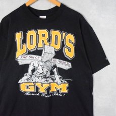 画像1: 90's LORD'S GYM USA製 "HIS PAIN YOUR GAIN" ジーザスパロディTシャツ XL (1)