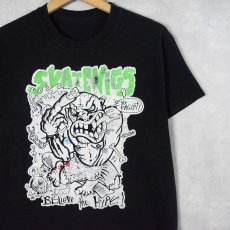 画像1: 90's SKATENIGS × KOZIK パンクインダストリアルメタルバンドTシャツ  (1)