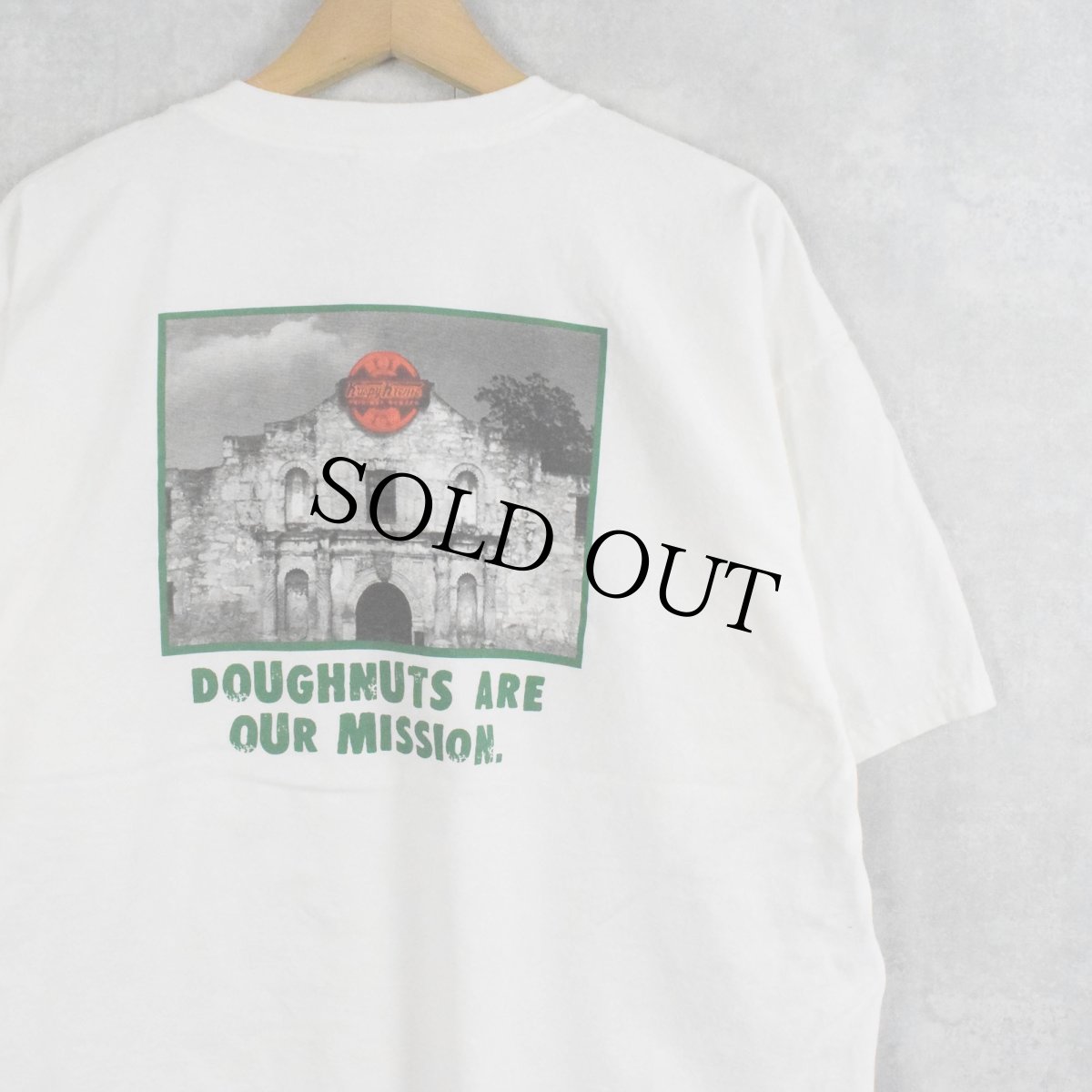 画像2: Krispy Kreme Doughnuts "DOUGHNUTS ARE OUR MISSION." ドーナツショップ ロゴプリントTシャツ XL (2)