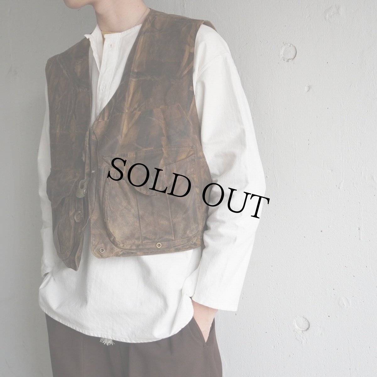 画像4: 90〜2000's FILSON USA製 リアルツリーカモ柄 オイルドベスト L (4)