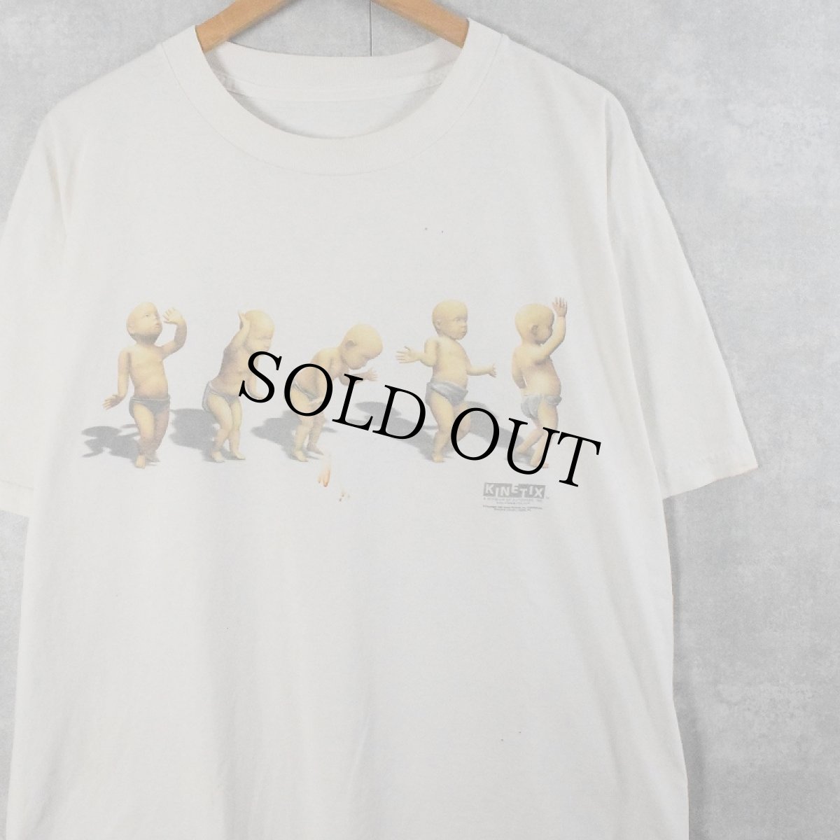 画像1: Oogachaka Dancing Baby キャラクタープリントTシャツ (1)