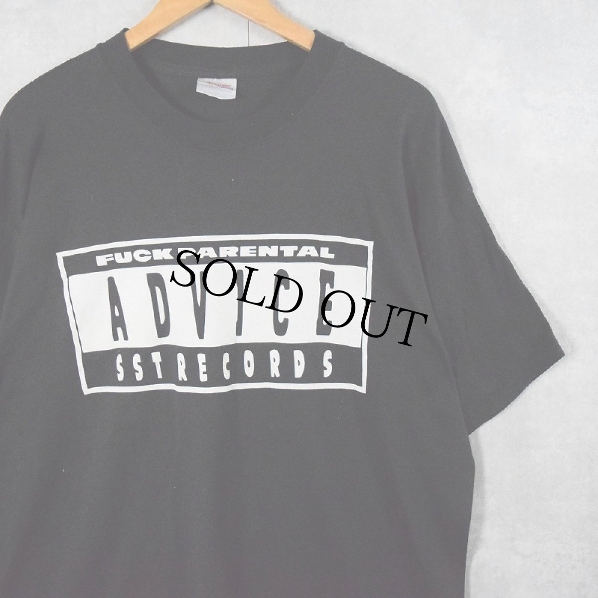 画像1: 【SALE】 SST RECORDS "FUCK PARENTAL ADVICE" パロディプリント レコードレーベルTシャツ XL (1)