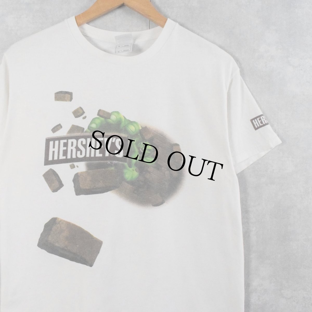 画像1: HERSHEY'S × HULK お菓子企業プリントTシャツ M (1)