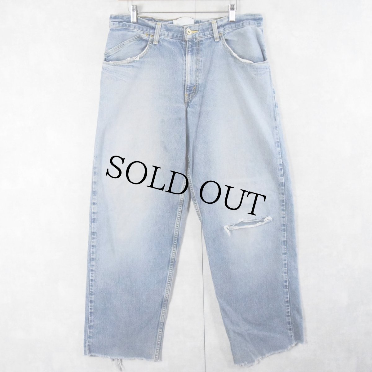 画像1: 2000's Levi's SILVER TAB "BAGGY" カットオフ デニムパンツ W35 (1)