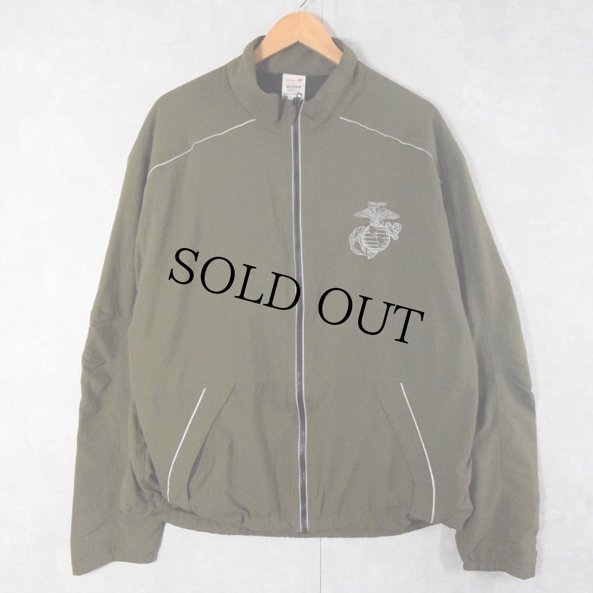 画像2: 2000's NEW BALANCE "USMC" USA製 ランニングジャケット XLARGE-REGULAR (2)