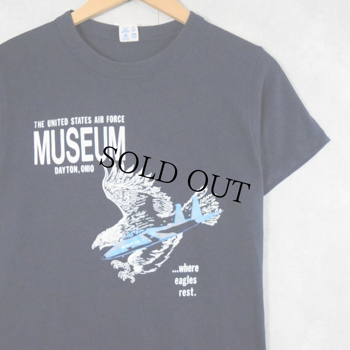 画像1: 80's Champion トリコタグ USA製 "THE UNITED STATES AIR FORCE MUSEUM" 国立アメリカ空軍博物館Tシャツ NAVY M (1)