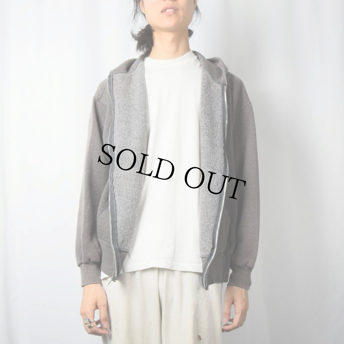 画像2: 90〜2000's ST JOHN'S BAY スウェットジップパーカー L (2)