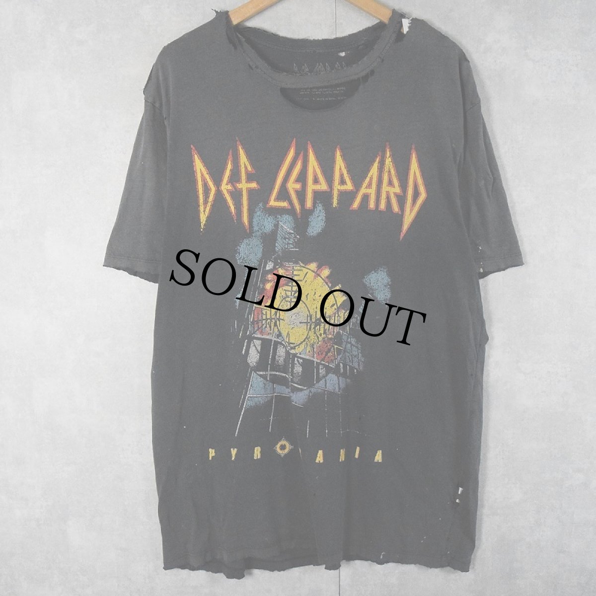 画像1: DEF LEPPARD "PYROMANIA" ロックバンドTシャツ BLACK XL (1)