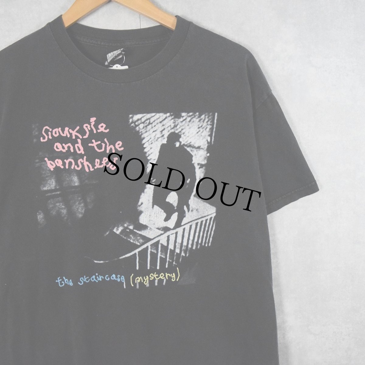 画像1: SIOUXSIE AND THE BANSHEES "the staircase" ロックバンドTシャツ BLACK L (1)