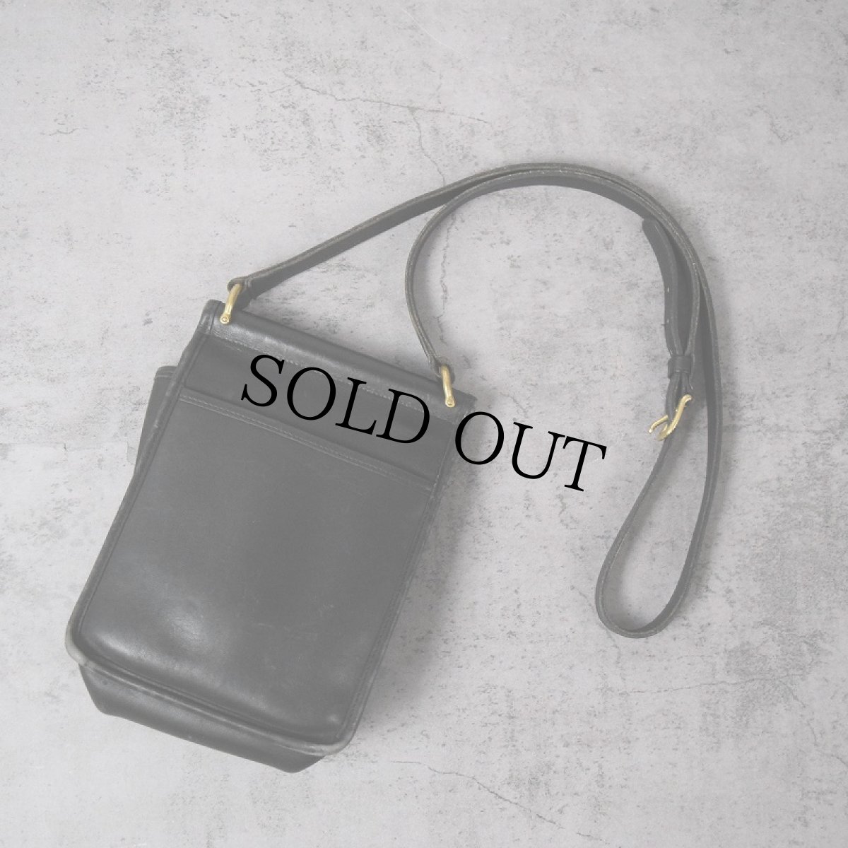 画像2: 80's COACH USA製 レザーショルダーバッグ (2)