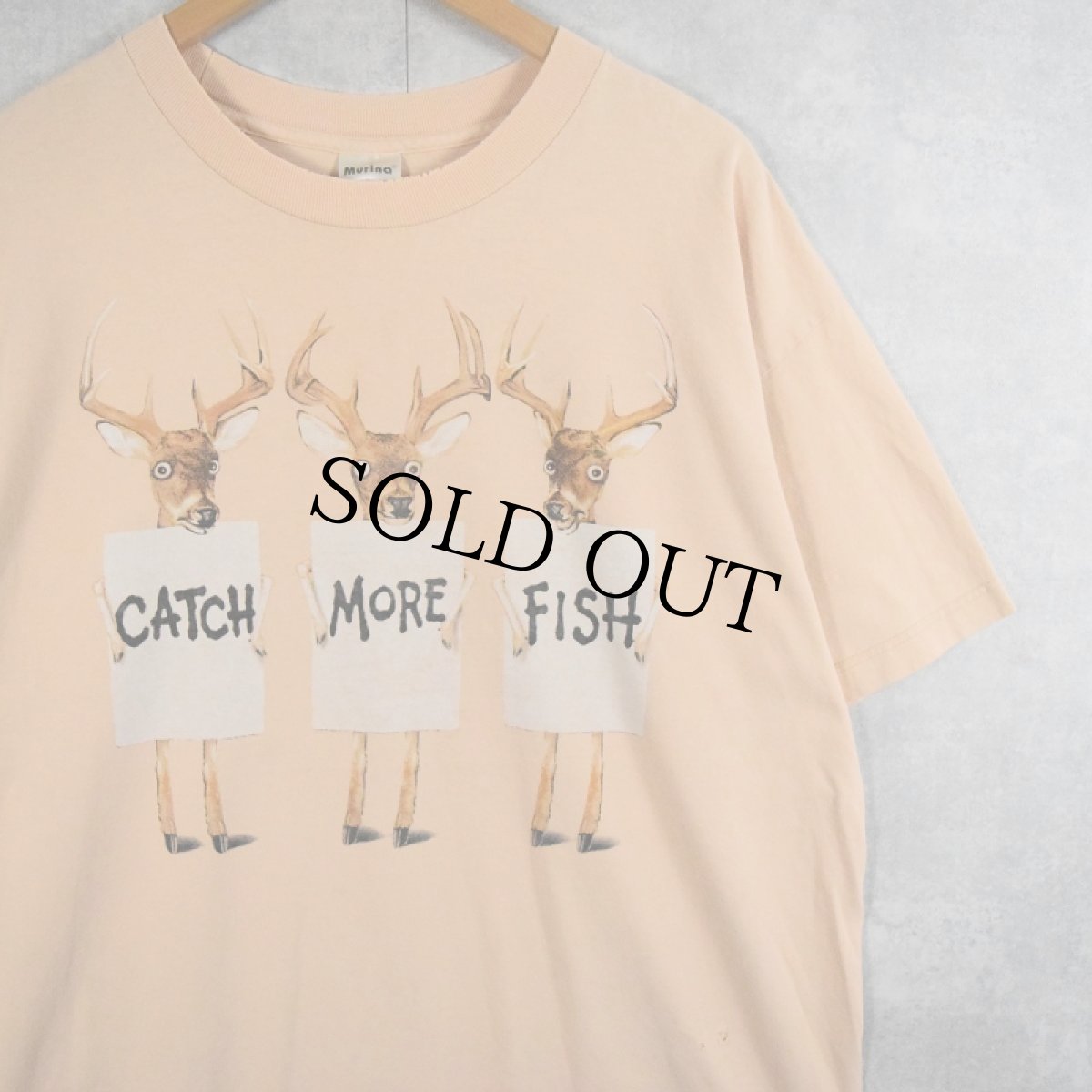 画像1: 90's USA製 "CATCH MORE FISH" シュールイラストプリントTシャツ XL (1)