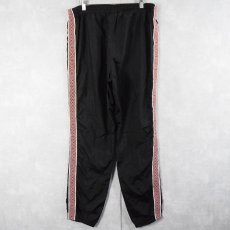 画像2: UMBRO サイドライン ナイロントラックパンツ BLACK L (2)