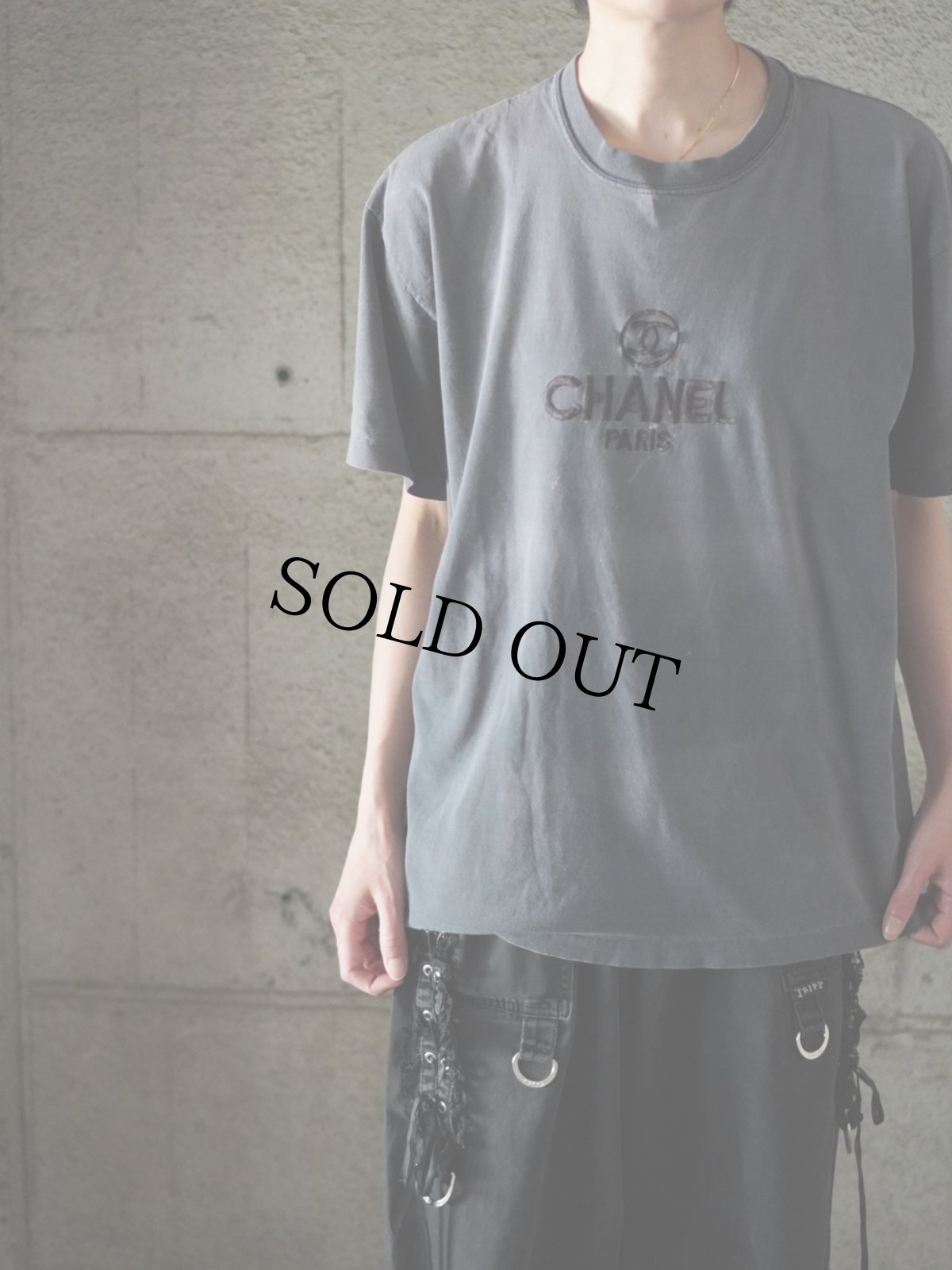 画像4: ブート CHANEL ロゴ刺繍Tシャツ (4)