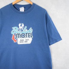 画像1: Blue Light Motel モーテルプリントTシャツ XL (1)