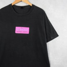 画像1: BRITNEY SPEARS "curious" フレグランスプリントTシャツ BLACK (1)