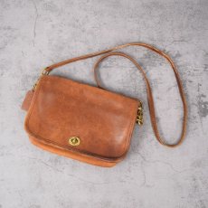画像2: 70's COACH USA製 レザーショルダーバッグ (2)