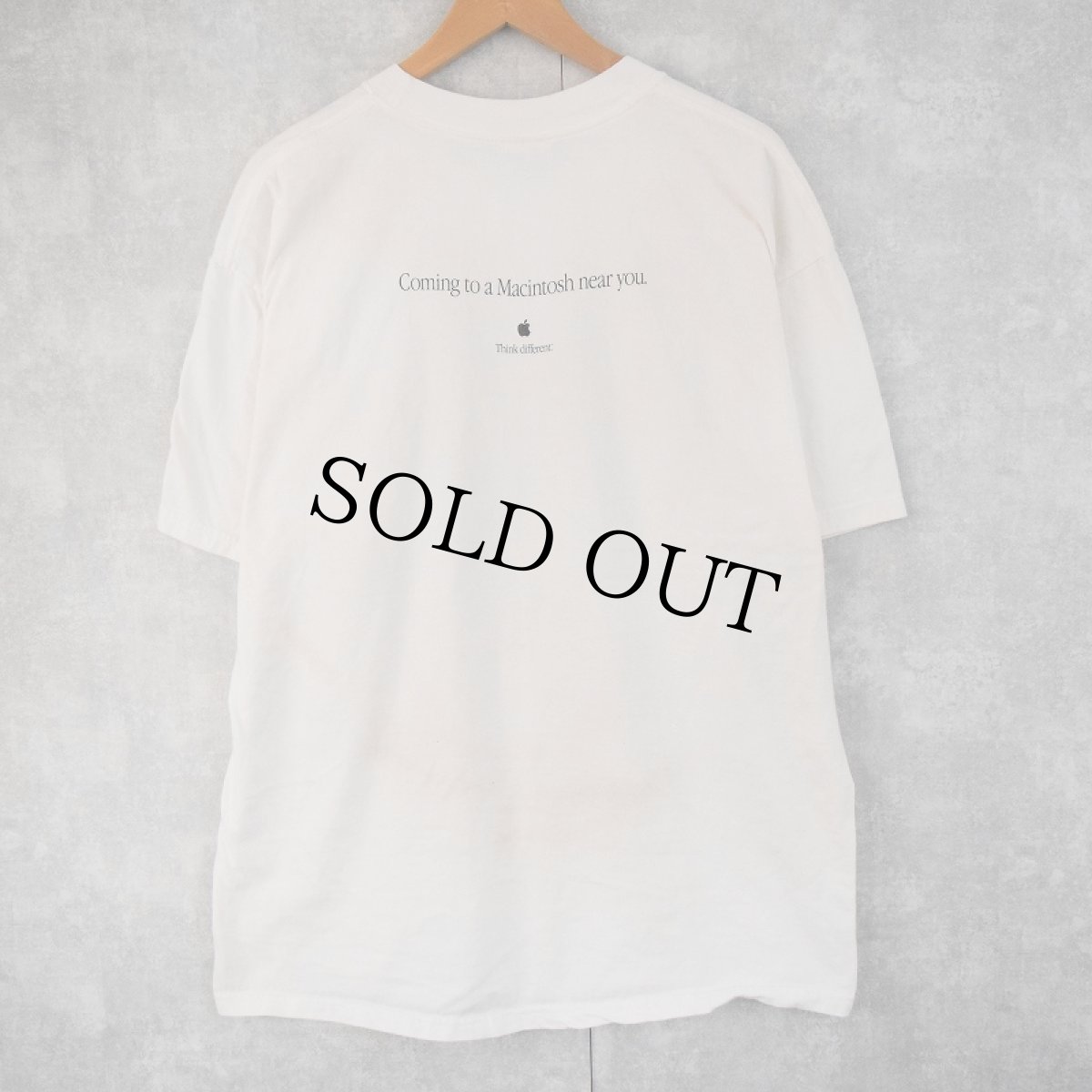画像2: Apple Think different  "Coming to Macintosh near you." ロゴプリントTシャツ XL (2)
