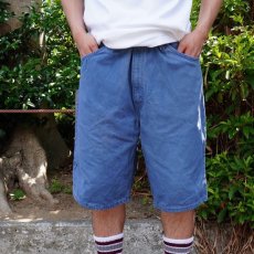 画像2: 90's Levi's 550 "RELAXED FIT" USA製 カラーデニムショーツ W36 (2)
